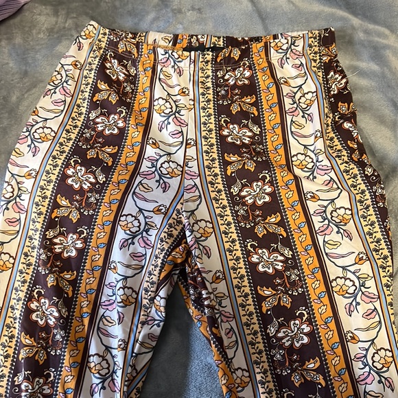 Flared pants - Picture 2 of 4